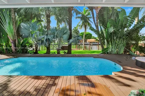 924 Belle Meade Island Drive Miami FL 33138