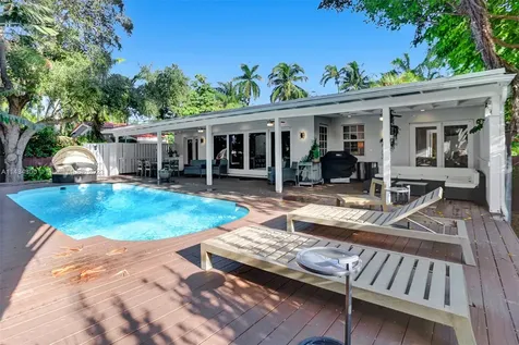 924 Belle Meade Island Drive Miami FL 33138