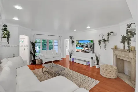 924 Belle Meade Island Drive Miami FL 33138