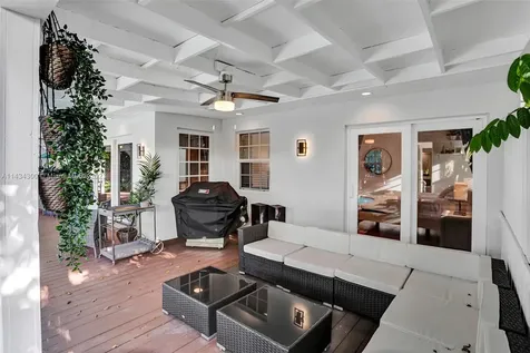 924 Belle Meade Island Drive Miami FL 33138