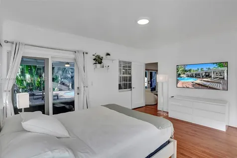 924 Belle Meade Island Drive Miami FL 33138