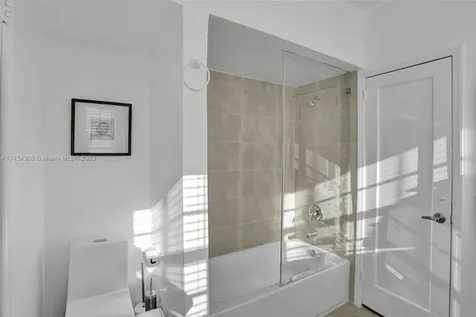 924 Belle Meade Island Drive Miami FL 33138