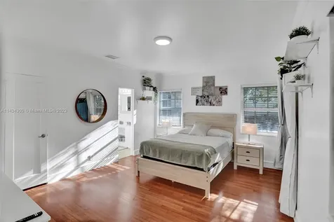 924 Belle Meade Island Drive Miami FL 33138