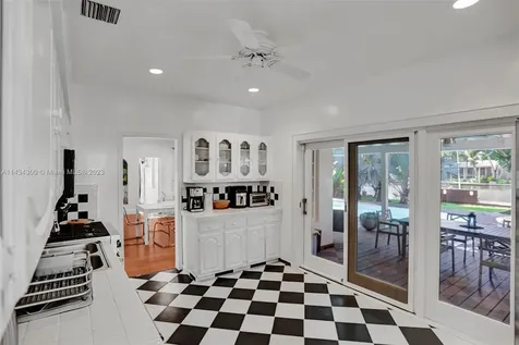 924 Belle Meade Island Drive Miami FL 33138