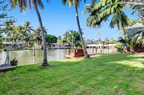 924 Belle Meade Island Drive Miami FL 33138