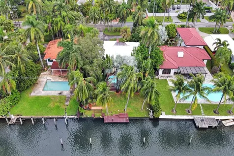 924 Belle Meade Island Drive Miami FL 33138