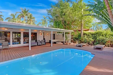 924 Belle Meade Island Drive Miami FL 33138