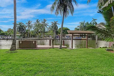 924 Belle Meade Island Drive Miami FL 33138