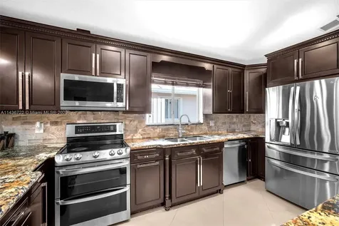 13513 NW 7th Street Plantation FL 33325