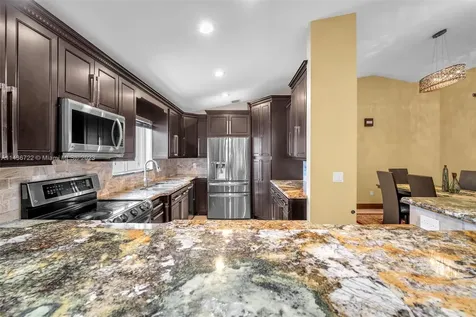 13513 NW 7th Street Plantation FL 33325