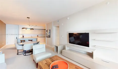 4111 S Ocean Drive Hollywood FL 33019