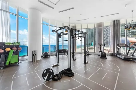 4111 S Ocean Drive Hollywood FL 33019