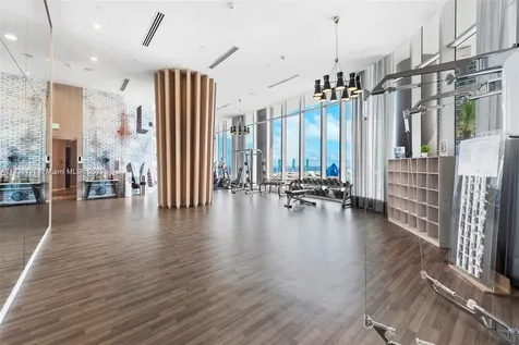 4111 S Ocean Drive Hollywood FL 33019