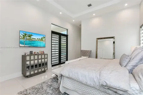 6610 SW 93rd Avenue Miami FL 33173