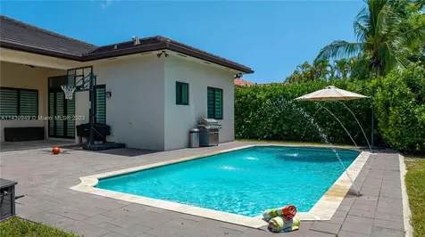 6610 SW 93rd Avenue Miami FL 33173