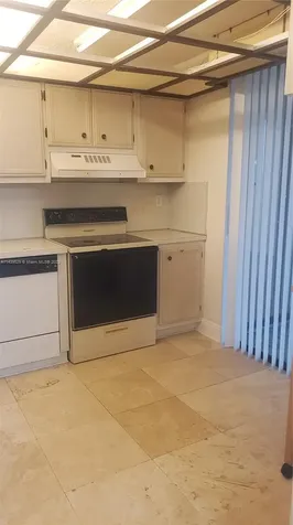671 NE 195th Street Miami FL 33179