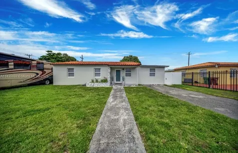 3360 E 10th Avenue Hialeah FL 33013