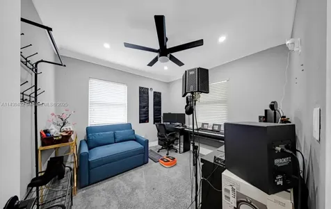 3360 E 10th Avenue Hialeah FL 33013
