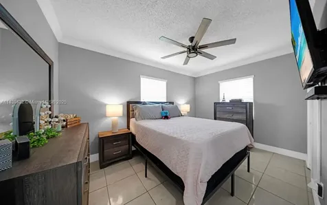 3360 E 10th Avenue Hialeah FL 33013