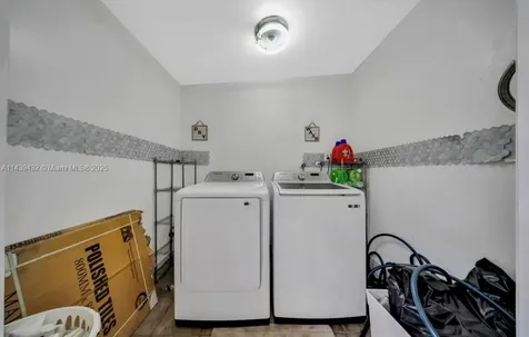3360 E 10th Avenue Hialeah FL 33013