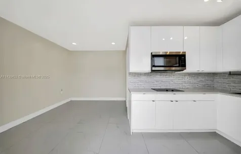 3360 E 10th Avenue Hialeah FL 33013