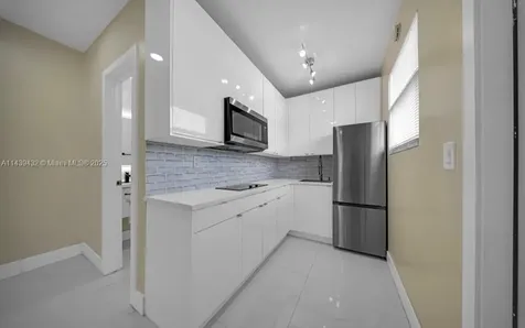 3360 E 10th Avenue Hialeah FL 33013