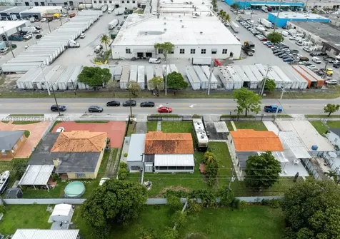 3360 E 10th Avenue Hialeah FL 33013