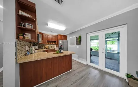 3360 E 10th Avenue Hialeah FL 33013
