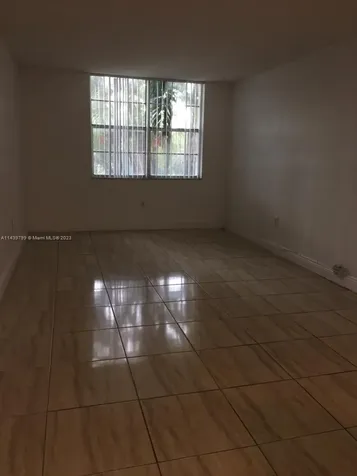 498 NW 165th Street Road Miami FL 33169