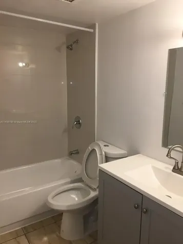 498 NW 165th Street Road Miami FL 33169