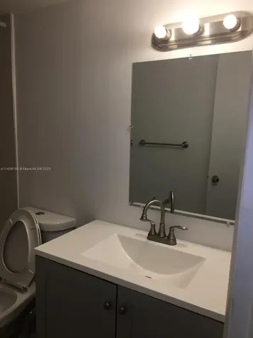 498 NW 165th Street Road Miami FL 33169