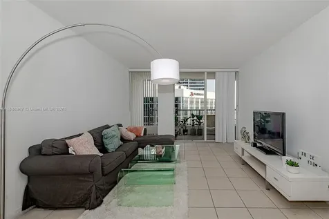 555 NE 15th Street Miami FL 33132