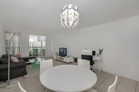 555 NE 15th Street Miami FL 33132