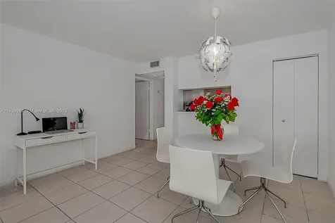 555 NE 15th Street Miami FL 33132