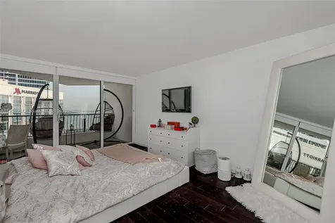 555 NE 15th Street Miami FL 33132