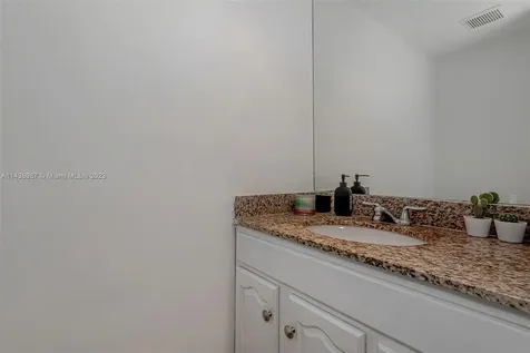555 NE 15th Street Miami FL 33132