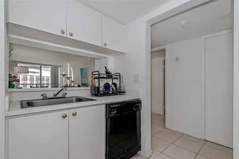 555 NE 15th Street Miami FL 33132