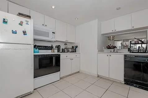555 NE 15th Street Miami FL 33132