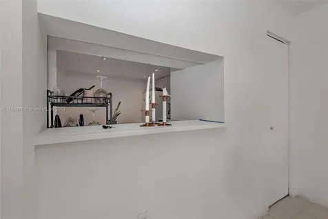 555 NE 15th Street Miami FL 33132