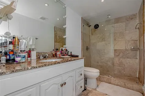 555 NE 15th Street Miami FL 33132