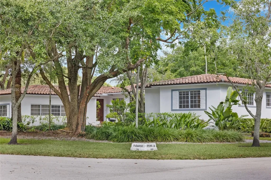 701 Paradiso Avenue Coral Gables FL 33146