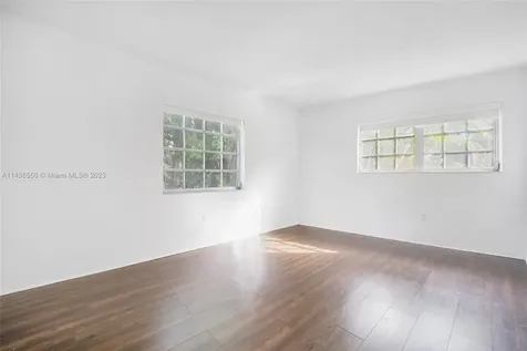 701 Paradiso Avenue Coral Gables FL 33146