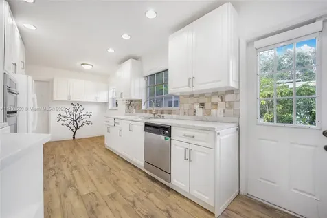 701 Paradiso Avenue Coral Gables FL 33146