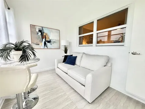 3405 NW 48th Avenue Lauderdale Lakes FL 33319
