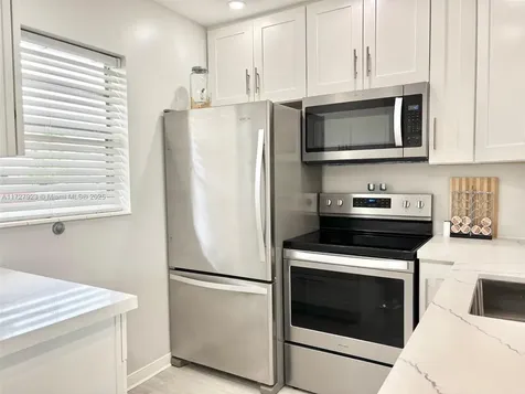 3405 NW 48th Avenue Lauderdale Lakes FL 33319