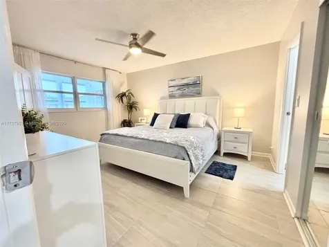 3405 NW 48th Avenue Lauderdale Lakes FL 33319