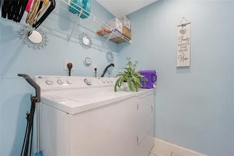 14963 SW 9th Lane Miami FL 33194