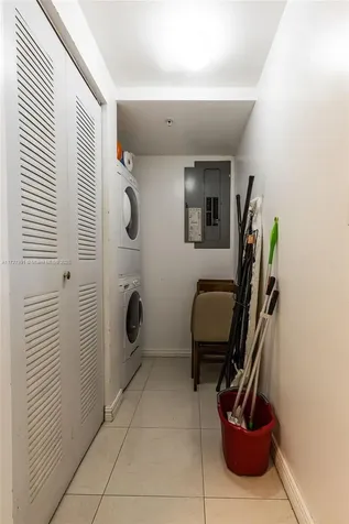 17555 E Atlantic Boulevard Sunny Isles Beach FL 33160