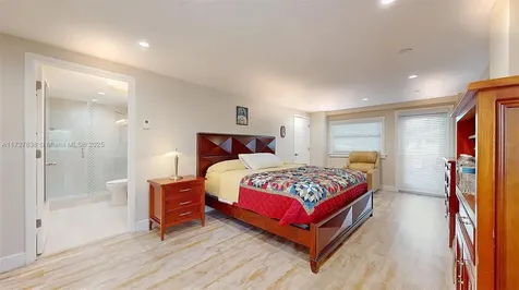 28 Center Lane Key Largo FL 33037