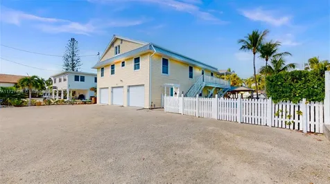 28 Center Lane Key Largo FL 33037